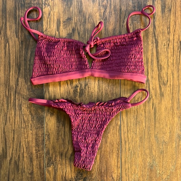 Lahana Other - LaHana Burgundy Clinched Bikini Set